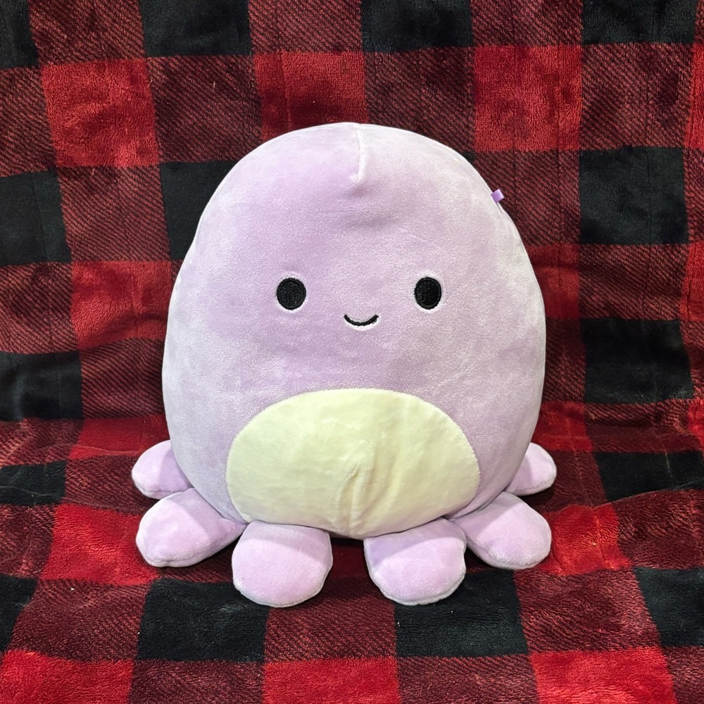 8” Violet the Octopus Squishmallow